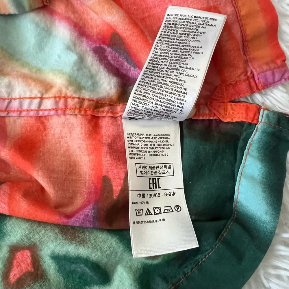 GAP Red and Green Button Down Shirt Vibrant Tropical Design - Picture 5 of 5